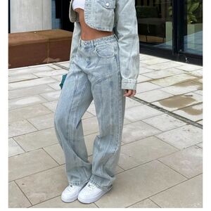 White Fox Did You Miss Me Mid Rise Straight Leg Jeans Small